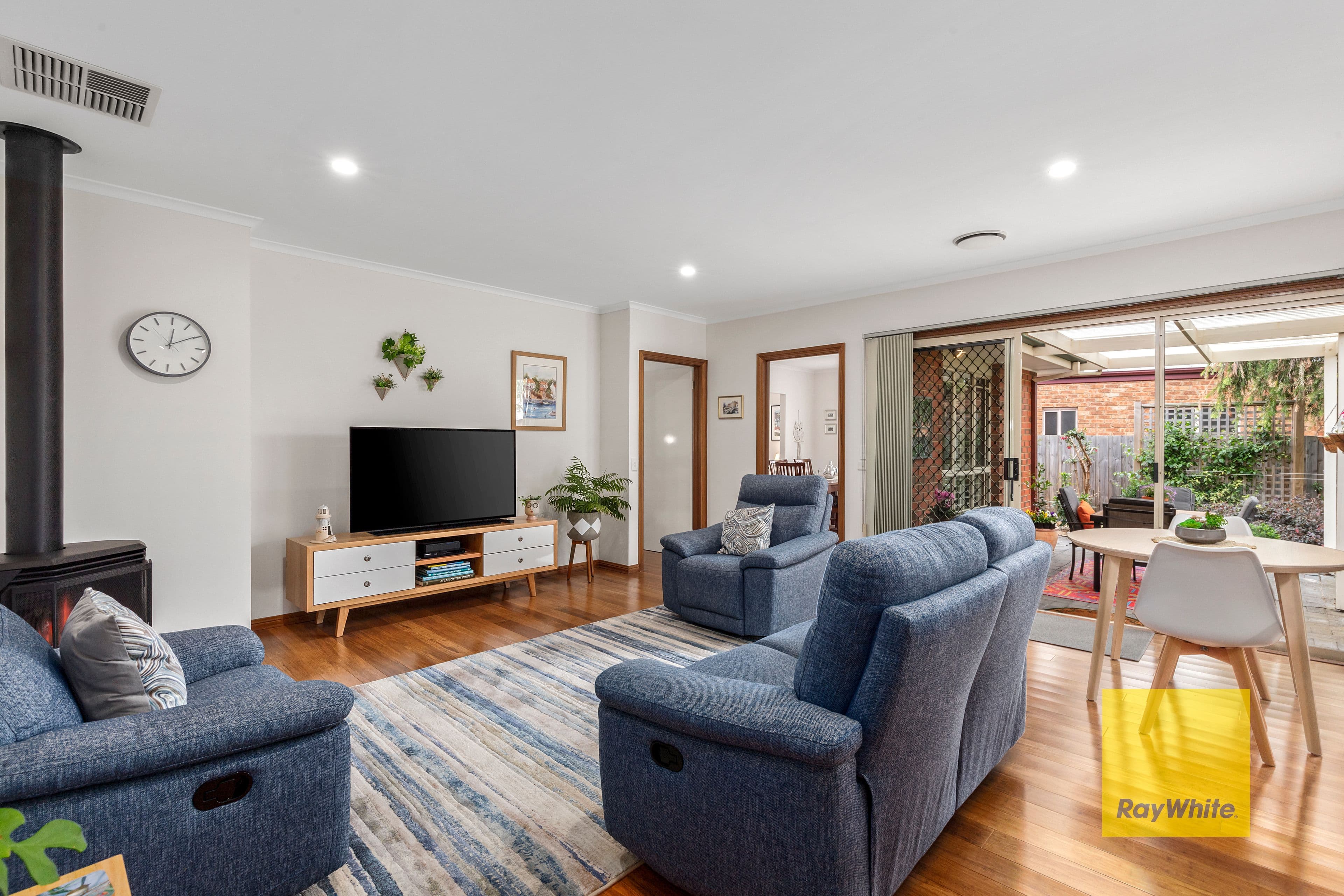 10 Webster Court, Highton VIC 3216, Highton - Thumbnail 3