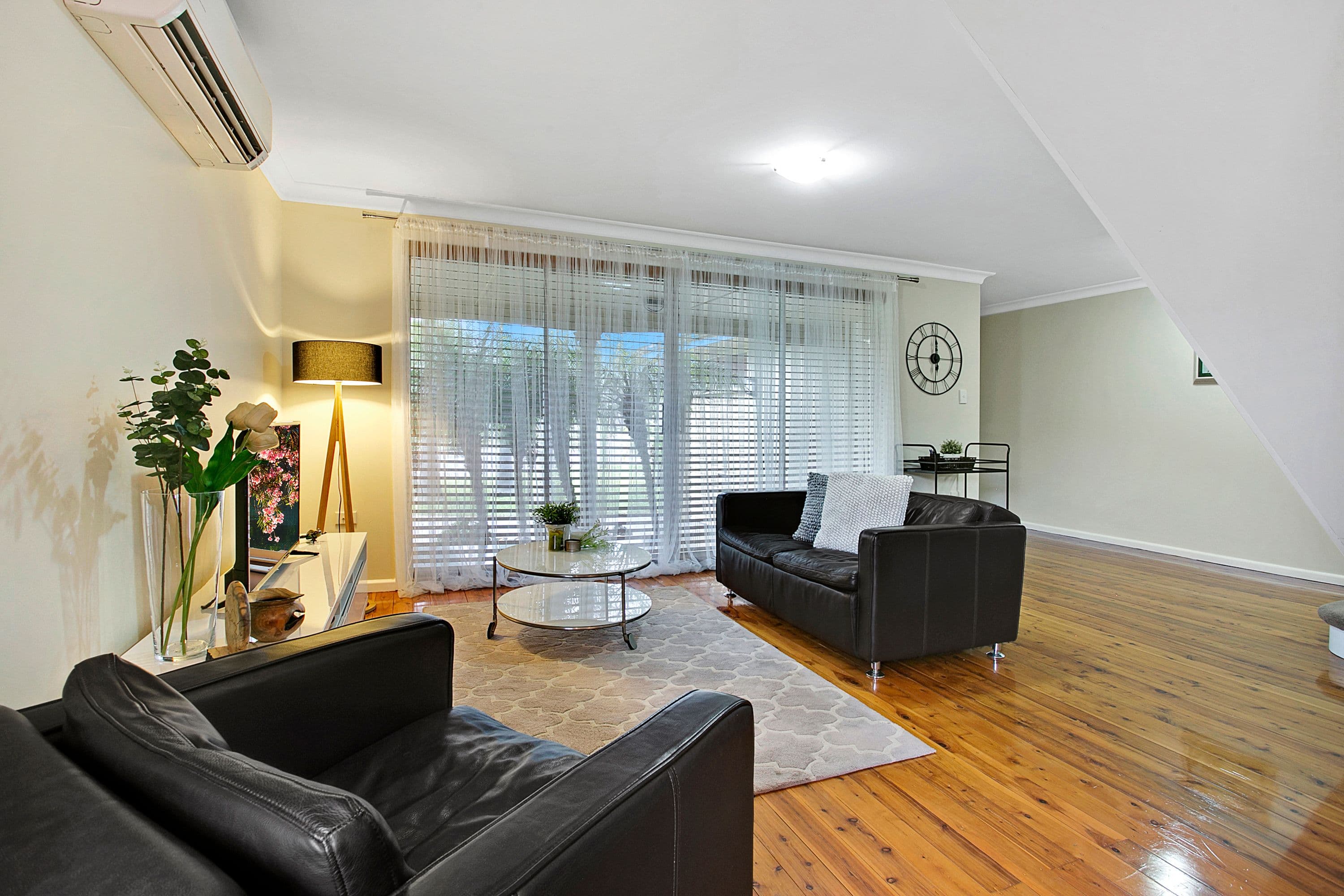 16 Racecourse Road, South Penrith - Thumbnail 4