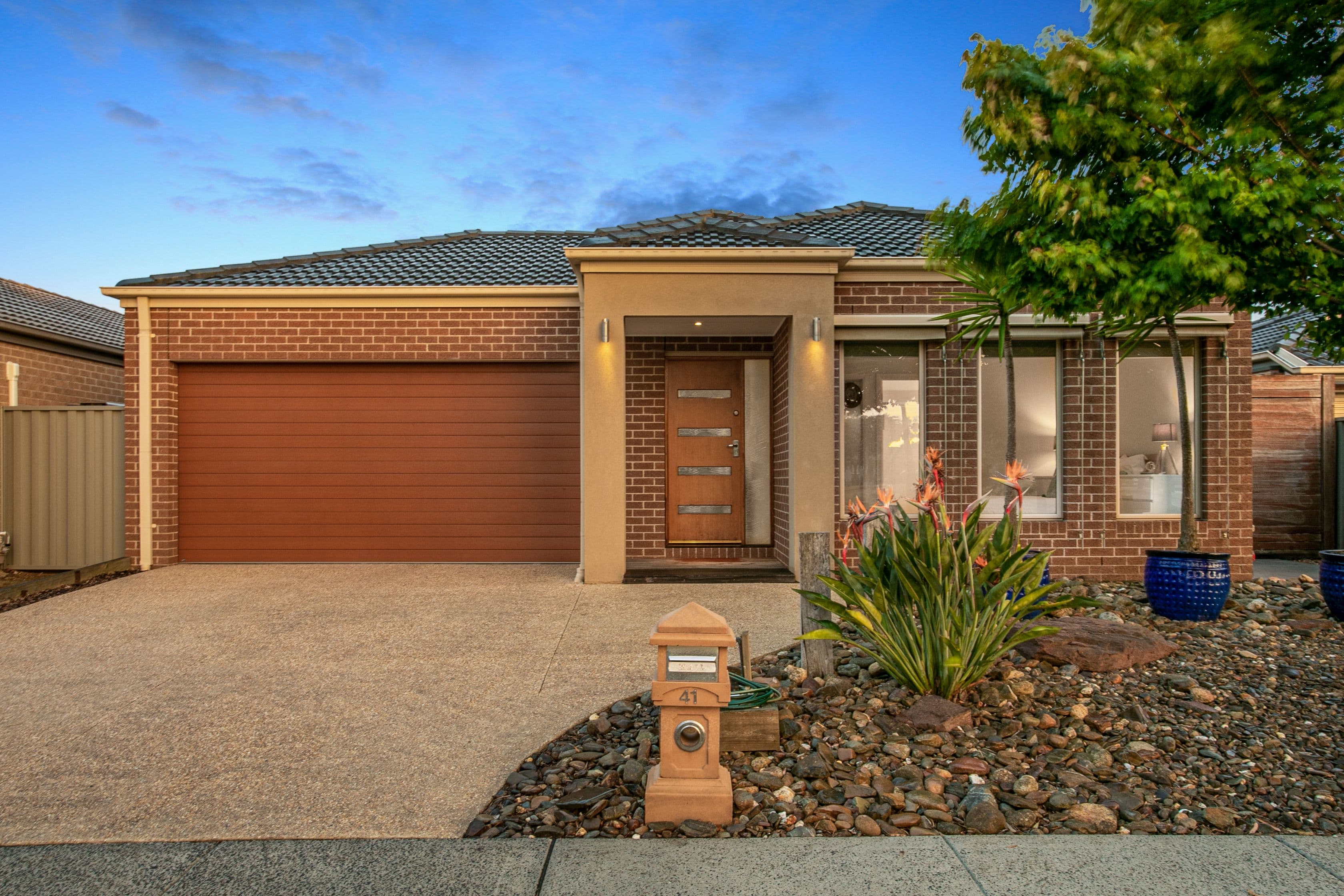 41 Ardent Crescent, Cranbourne East VIC 3977, Cranbourne East - Thumbnail 2