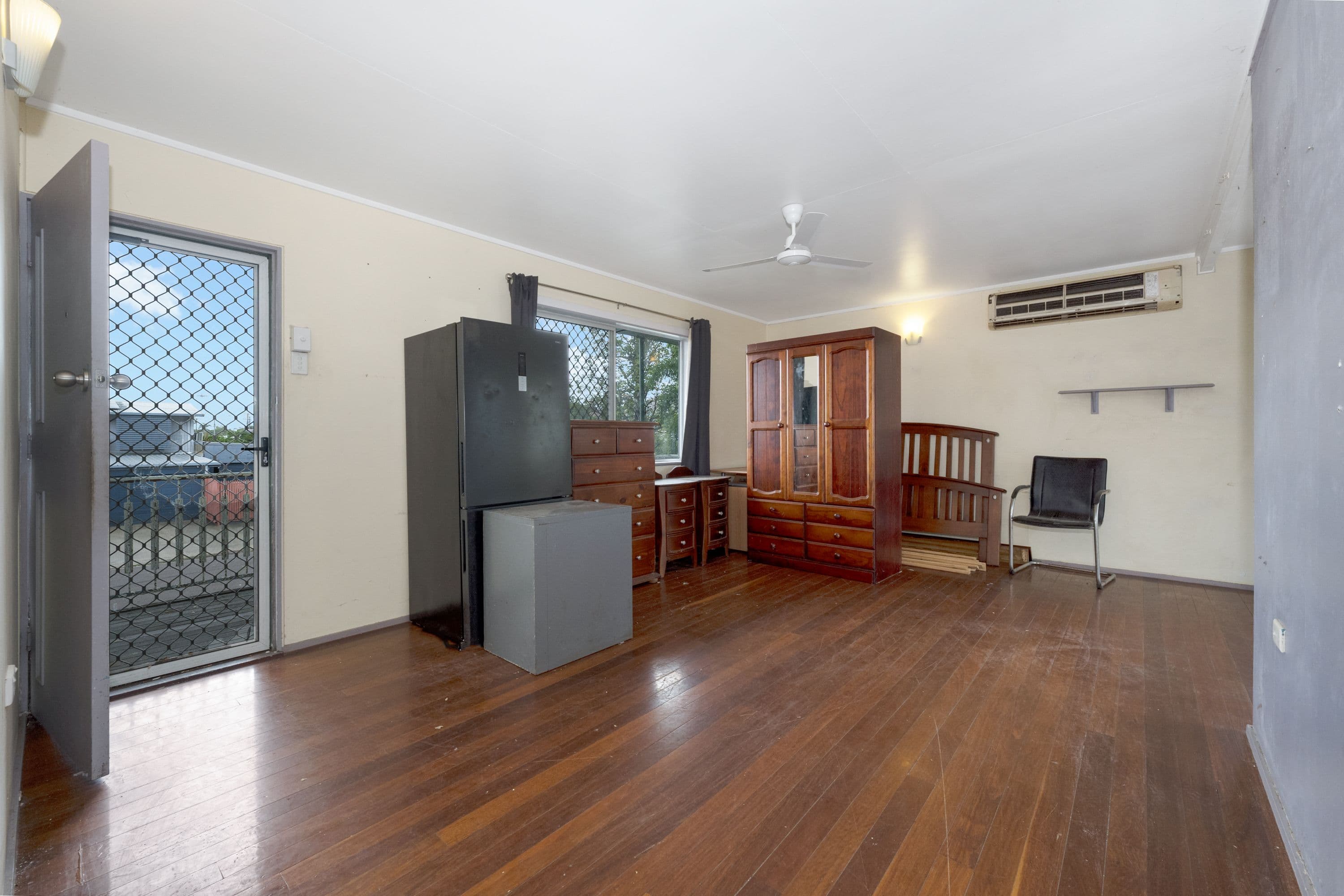 10 Shelton Street, Kirwan QLD 4817, Kirwan - Thumbnail 2
