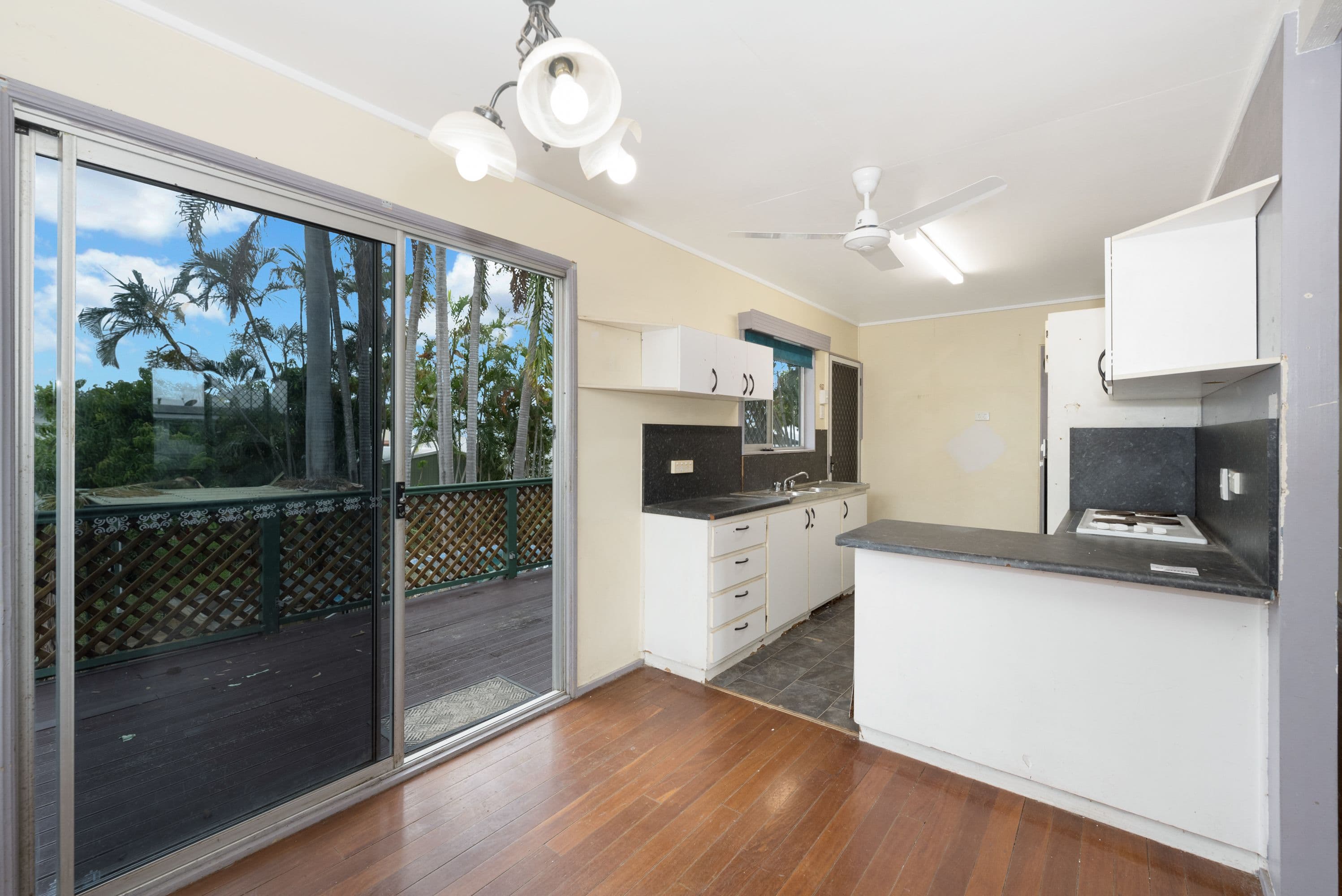 10 Shelton Street, Kirwan QLD 4817, Kirwan - Thumbnail 3