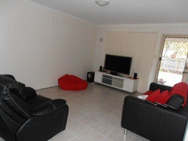 14 Maranda Street, Shailer Park QLD 4128, Shailer Park - Thumbnail 4