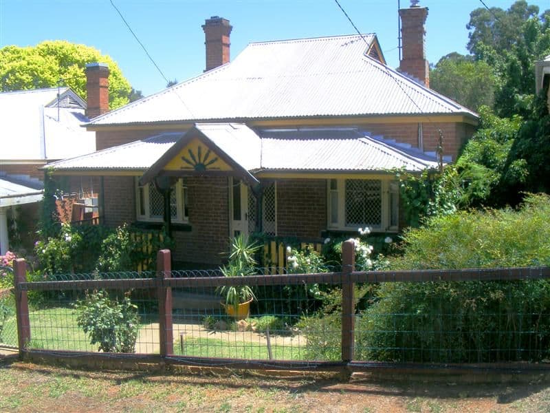 38 Liverpool Street, COWRA NSW 2794, Cowra - Image 1