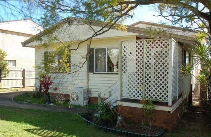 7 Everett Street, Upper Mount Gravatt QLD 4122, Upper Mount Gravatt - Thumbnail 2
