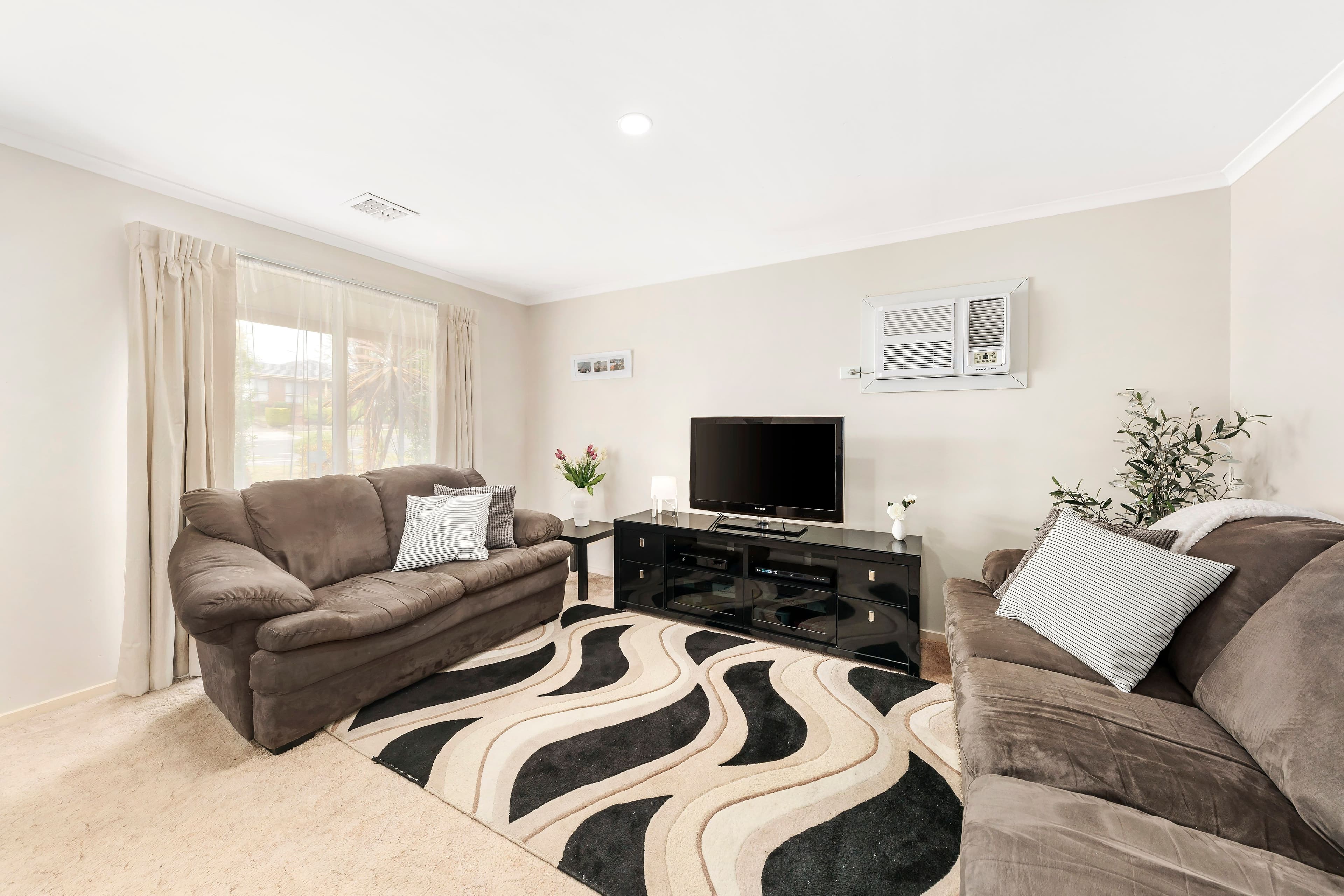 17 Eildon Parade, Rowville VIC 3178, Rowville - Thumbnail 3