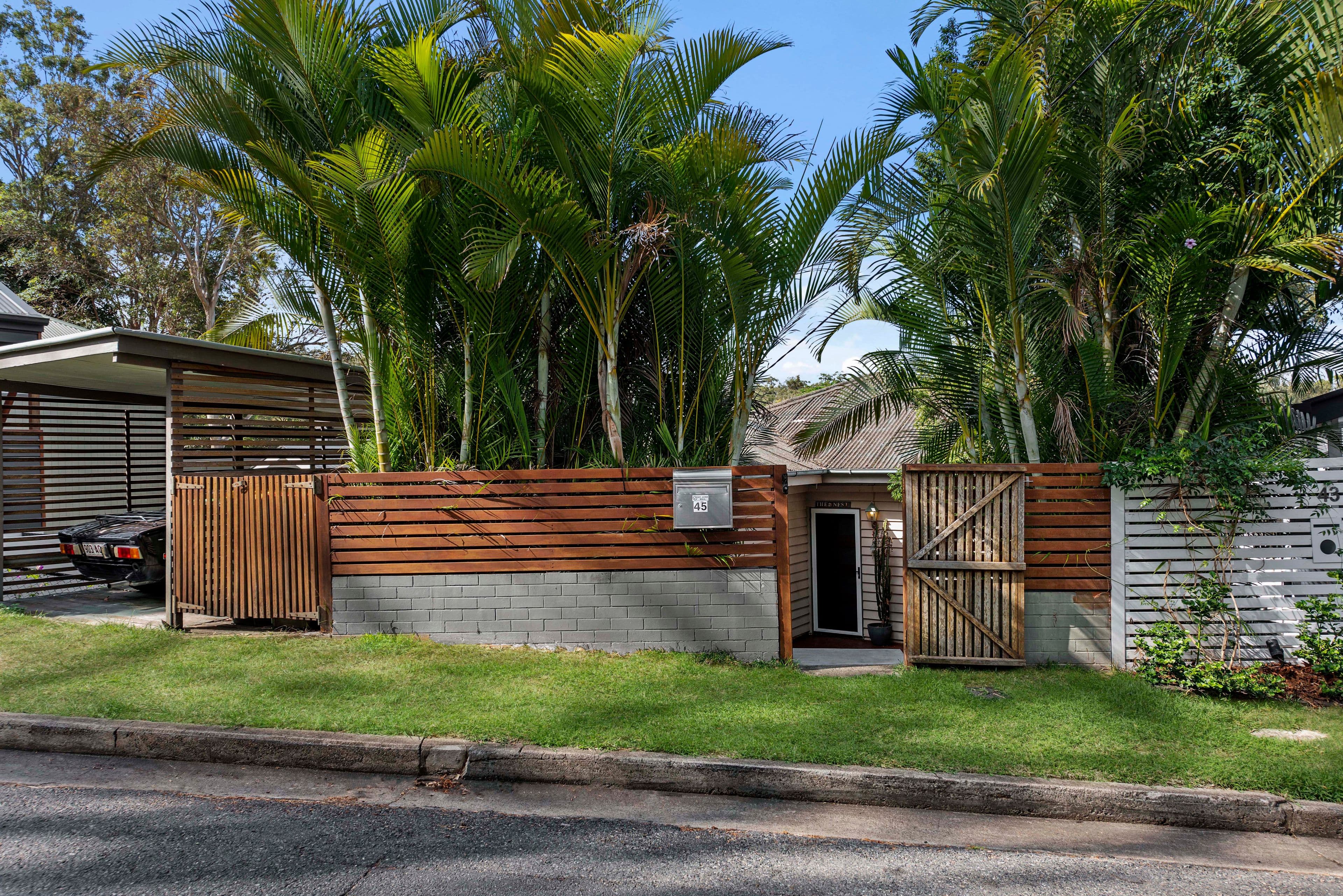 45 Outlook Crescent, Bardon QLD 4065, Bardon - Thumbnail 3