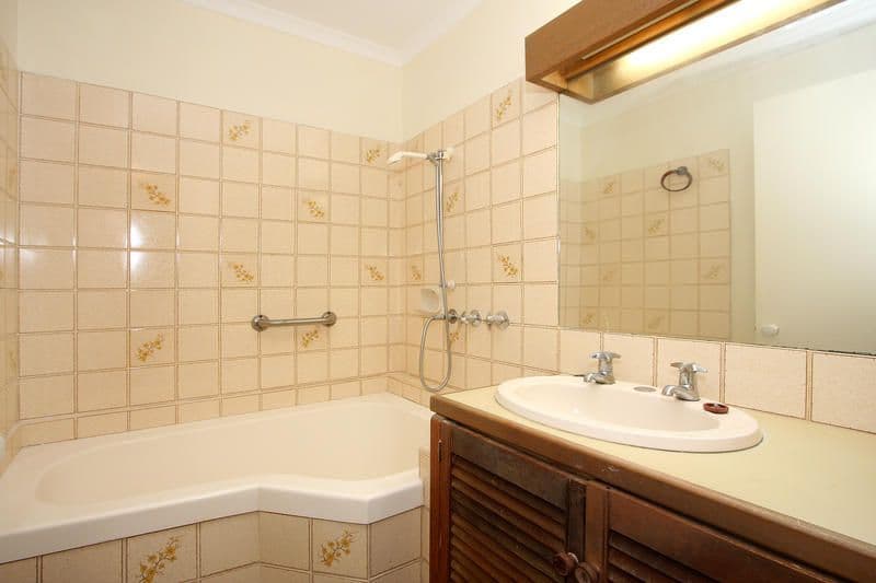77  Tanti Avenue, MORNINGTON VIC 3931, Mornington - Thumbnail 5