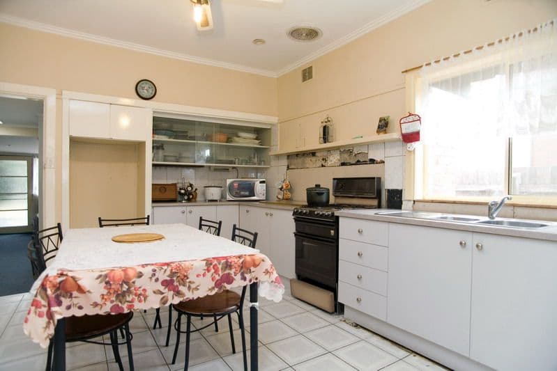 25 Keon Parade, RESERVOIR VIC 3073, Reservoir - Thumbnail 2