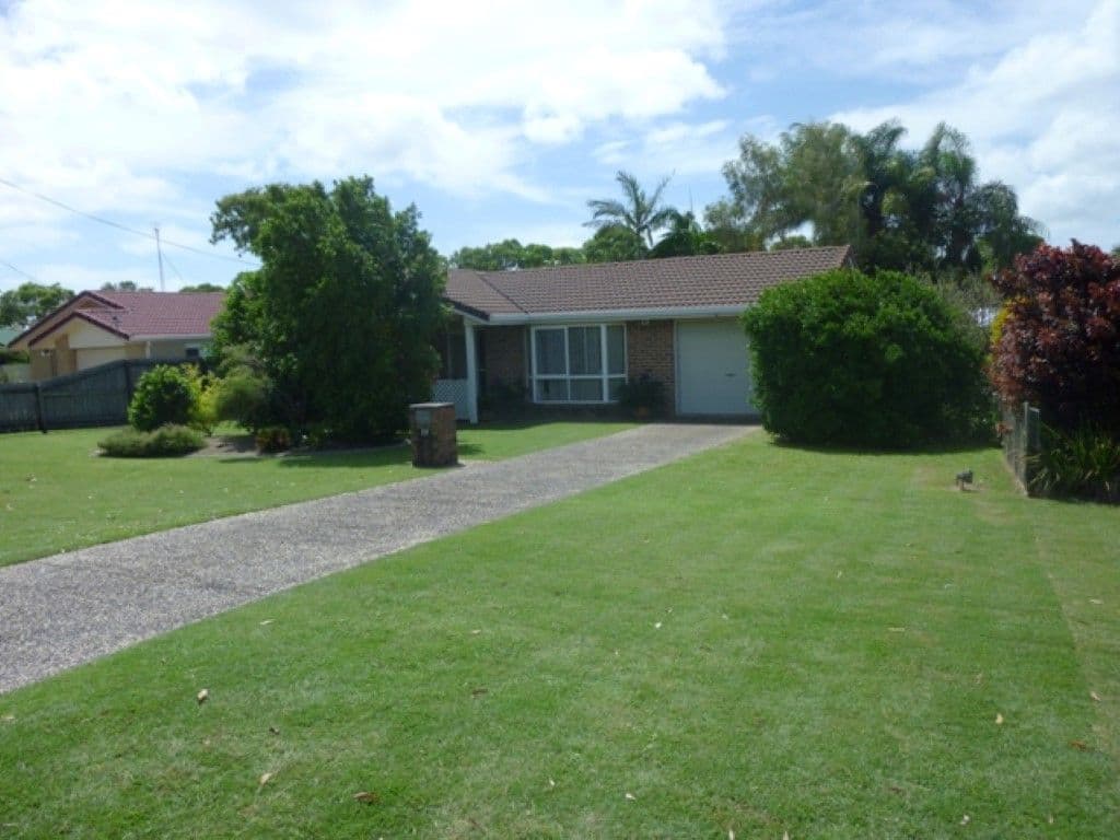 19 Wattle Street, POINT VERNON QLD 4655, Point Vernon - Image 1