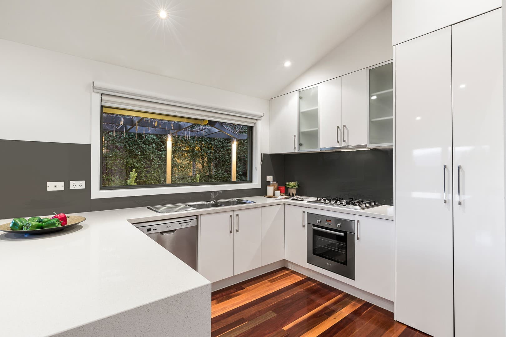 51 Jeffrey Street, Templestowe Lower, VIC 3107, Templestowe Lower - Thumbnail 2