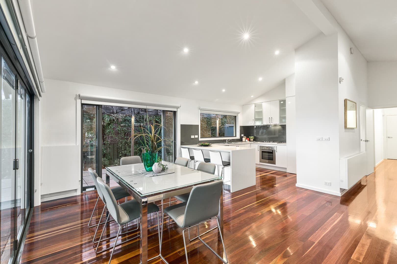 51 Jeffrey Street, Templestowe Lower, VIC 3107, Templestowe Lower - Thumbnail 3