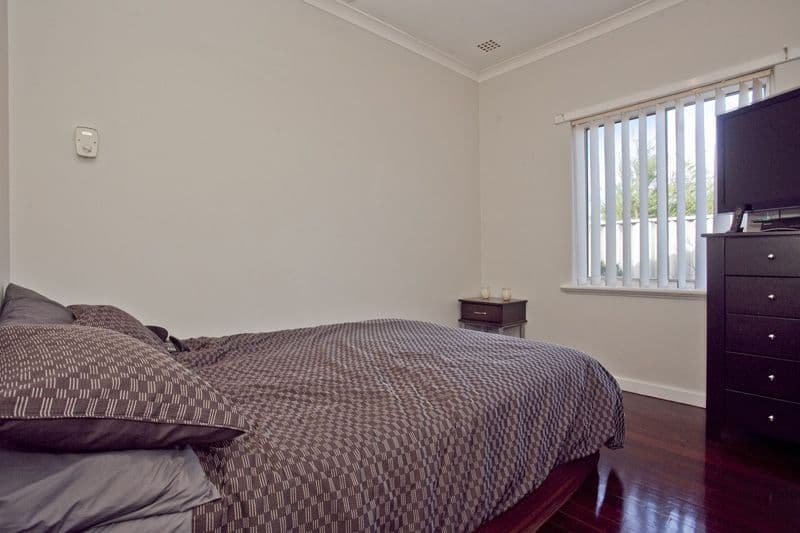 11 Northumberland, FORRESTFIELD WA 6058, Forrestfield - Thumbnail 2