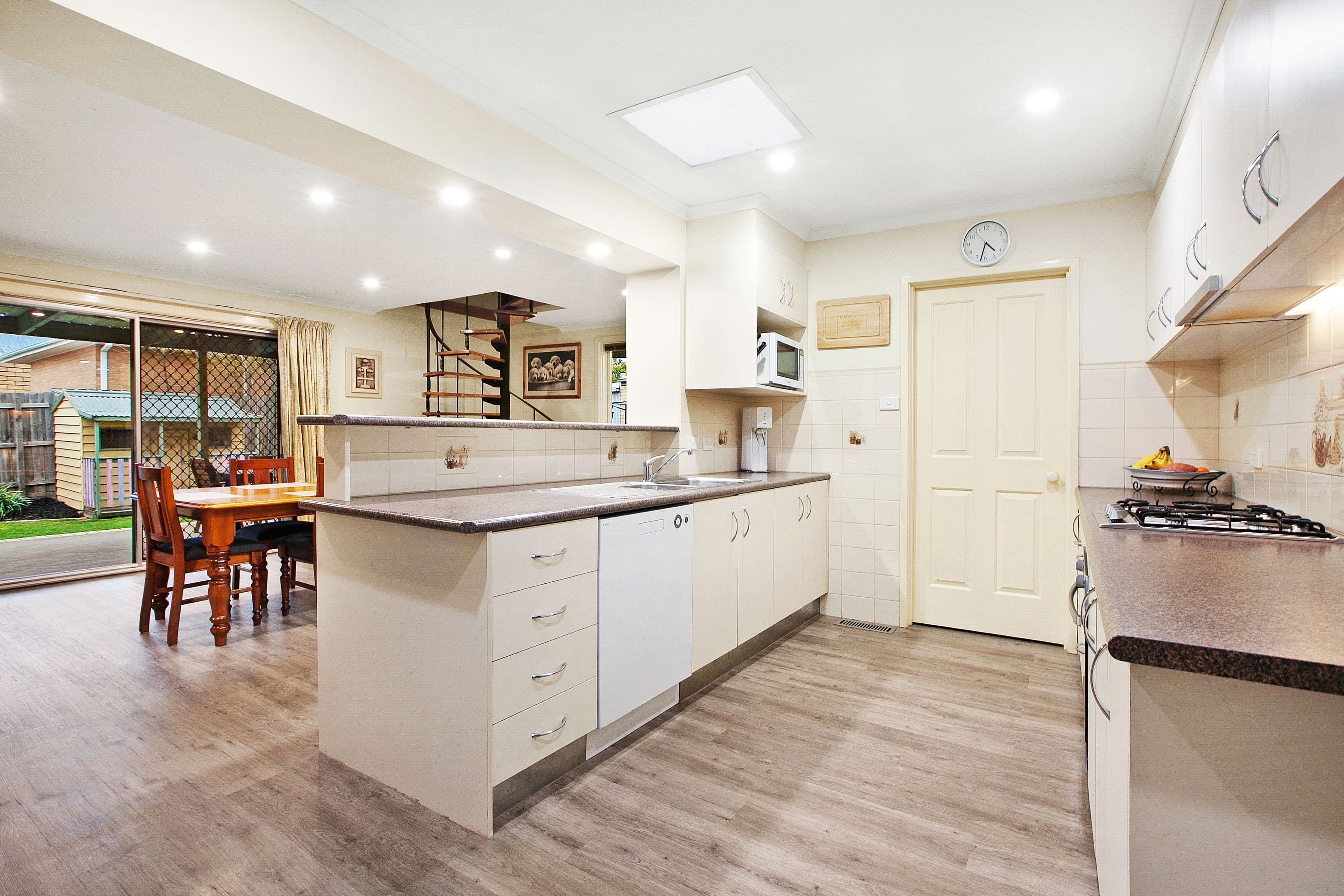 4 Aruma Court, Bundoora VIC 3083, Bundoora - Thumbnail 3