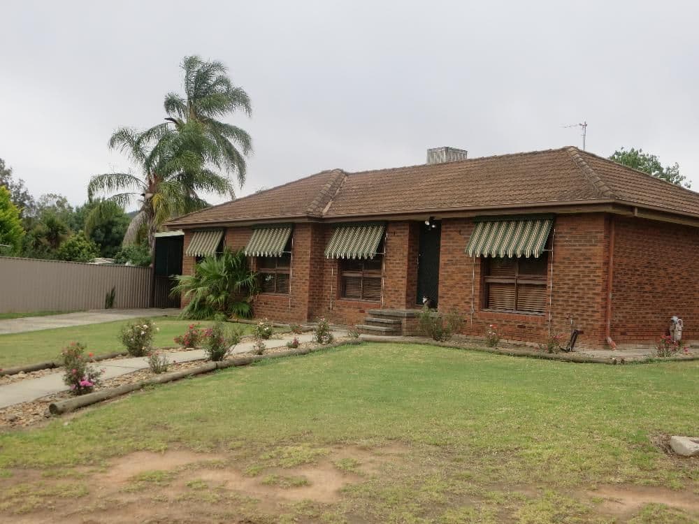 18 Yellow Gum Way, THURGOONA NSW 2640, Thurgoona - Image 1