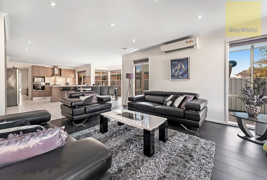 52 Woodlea Crescent, Craigieburn VIC 3064, Craigieburn - Thumbnail 6