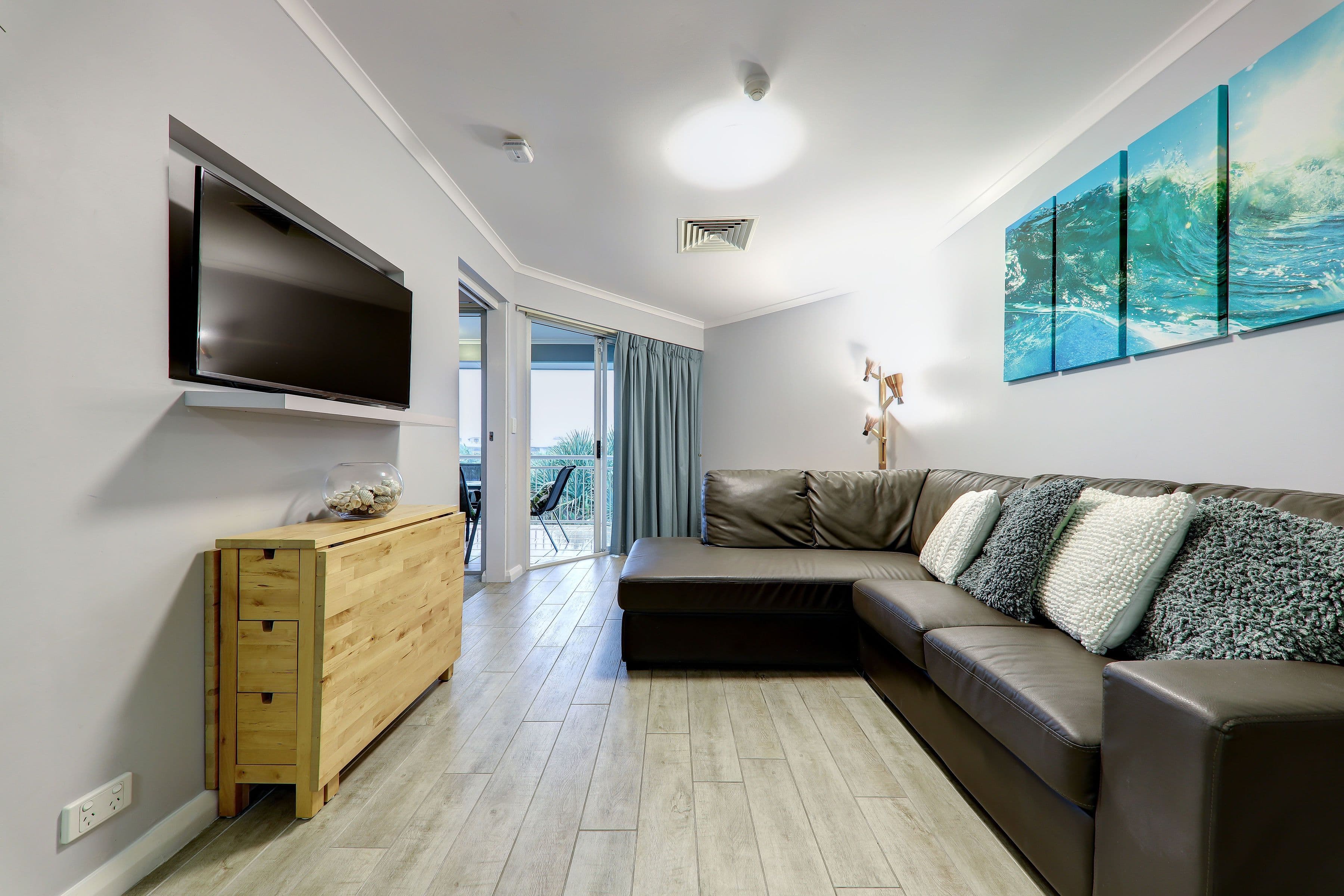 6/80 Moreland Street, Footscray - Thumbnail 3