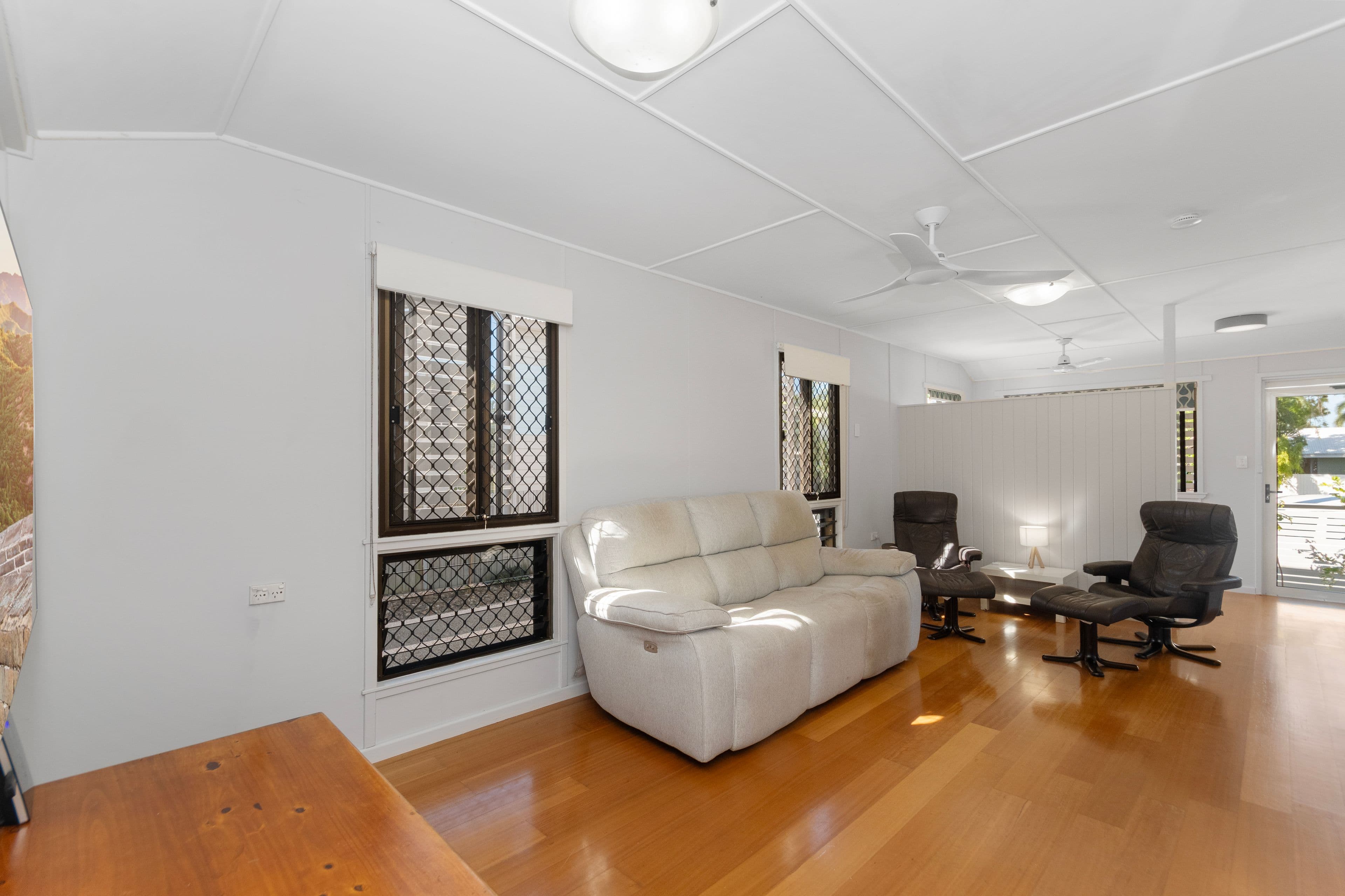 62 Tenth Avenue, Railway Estate QLD 4810, Railway Estate - Thumbnail 3