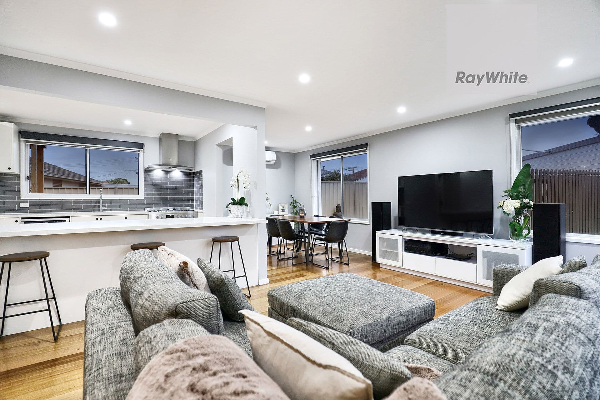 14 Mayfair Close, Gladstone Park VIC 3043, Gladstone Park - Thumbnail 5