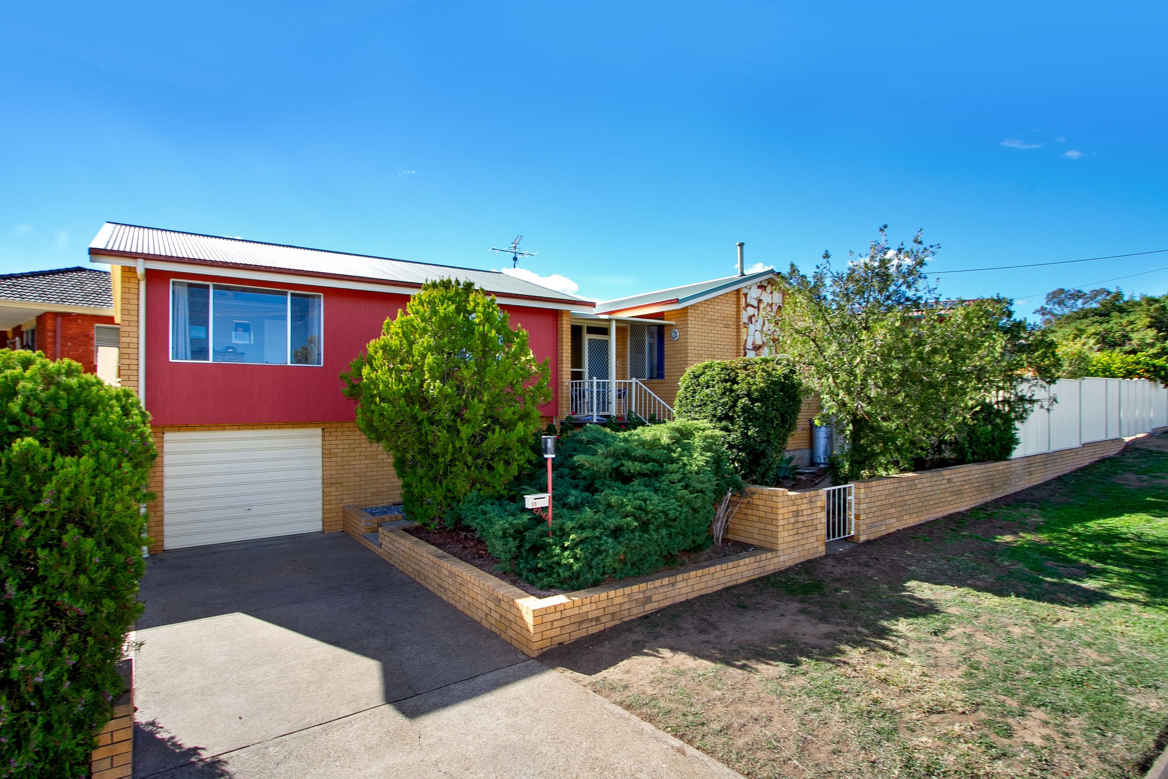 9 Quambi Street, Tamworth NSW 2340, Tamworth - Image 1