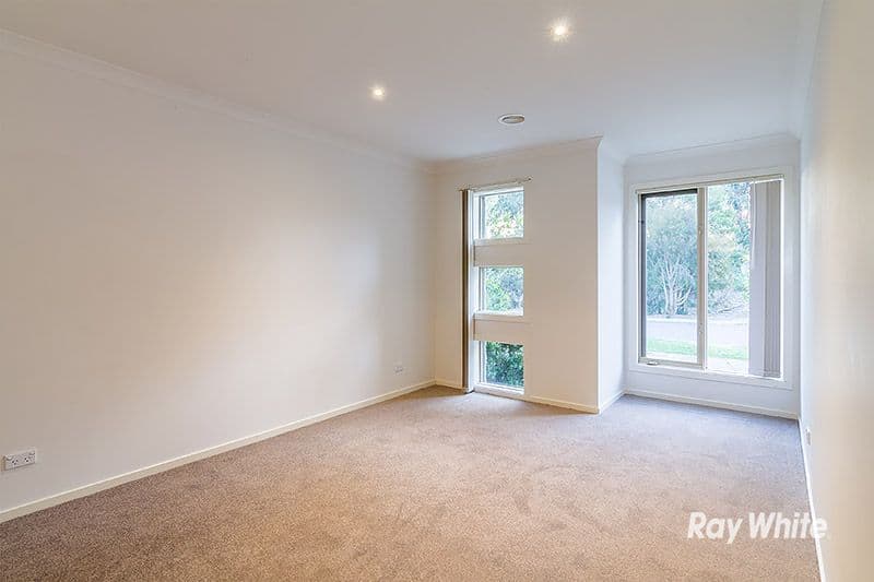 2 Islington Avenue, Cranbourne North VIC 3977, Cranbourne North - Thumbnail 2