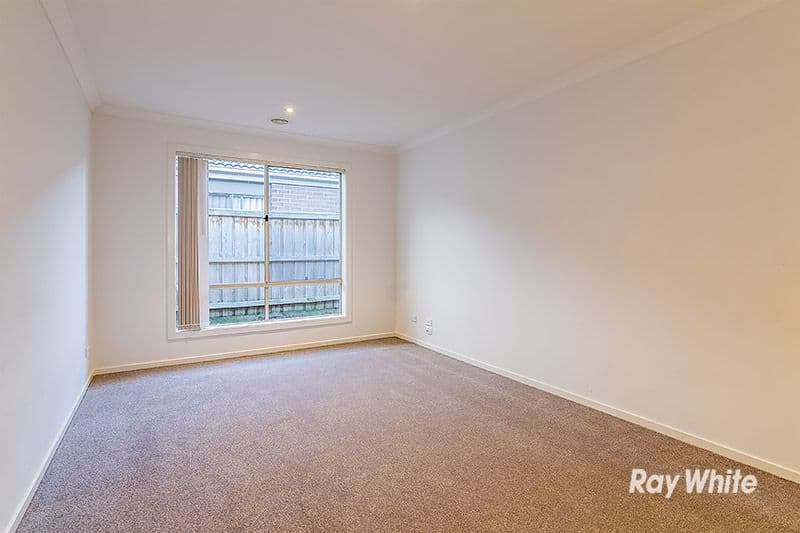 2 Islington Avenue, Cranbourne North VIC 3977, Cranbourne North - Thumbnail 4