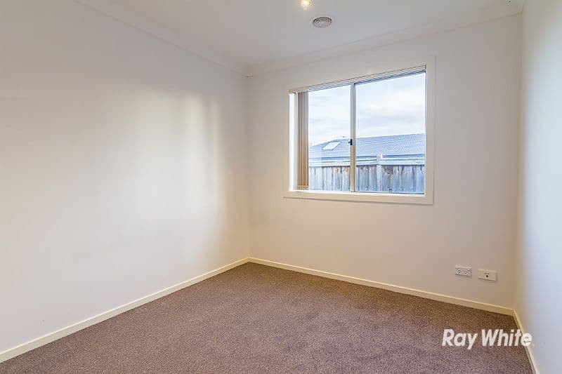 2 Islington Avenue, Cranbourne North VIC 3977, Cranbourne North - Thumbnail 5