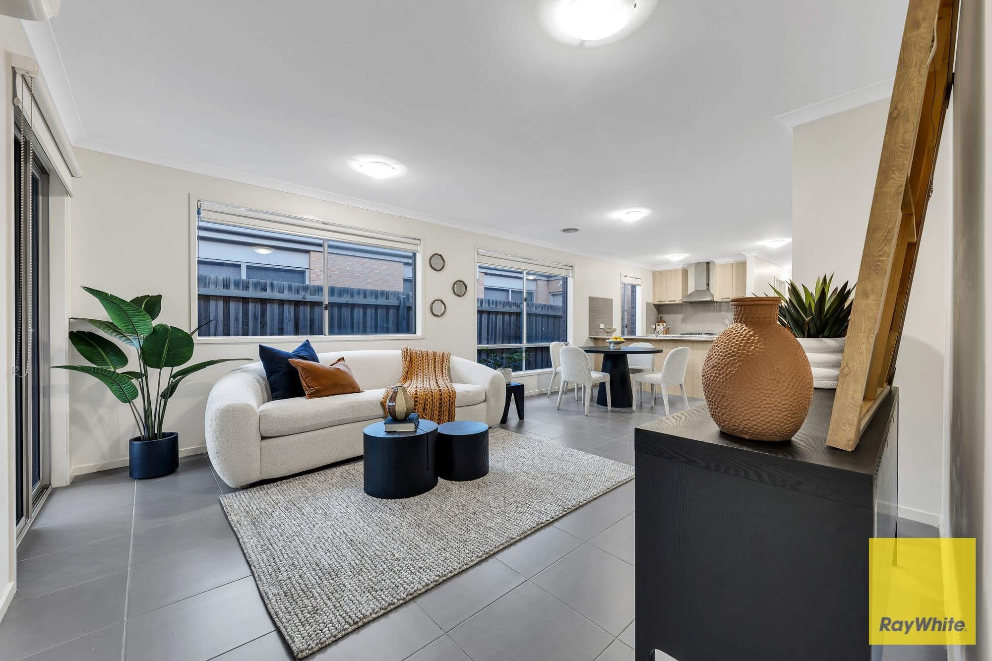 32 Chantelle Parade, Tarneit VIC 3029, Tarneit - Thumbnail 2