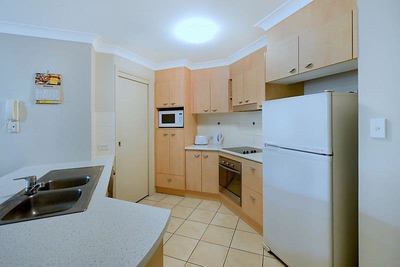 392 Marine Parade, LABRADOR QLD 4215, Labrador - Thumbnail 3