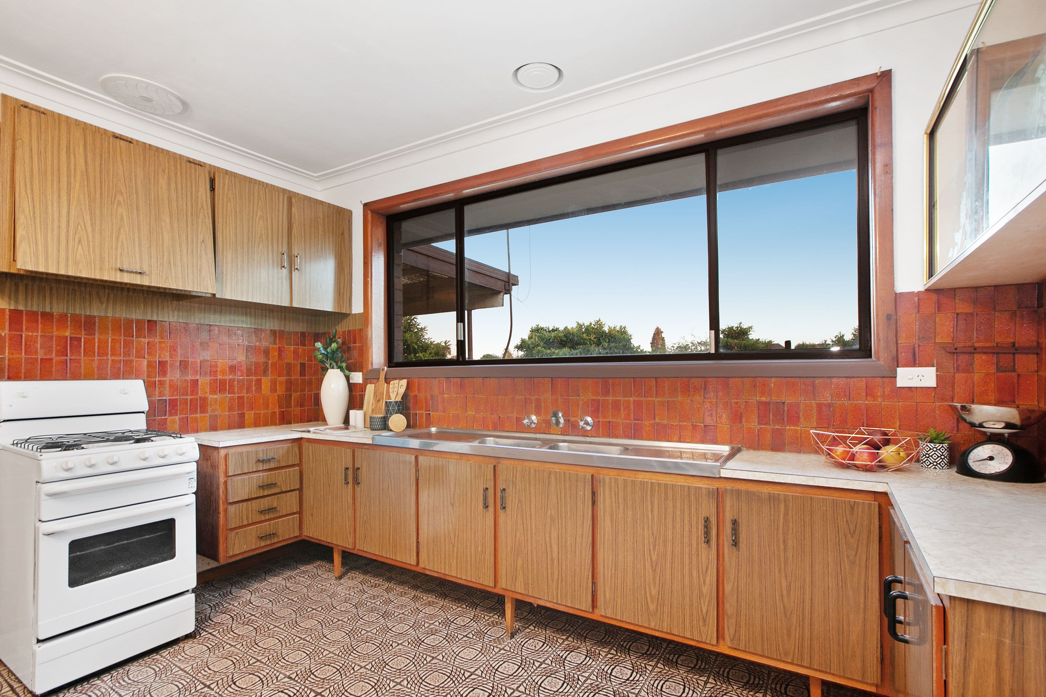 15 Pallant Avenue, Reservoir VIC 3073, Reservoir - Thumbnail 4