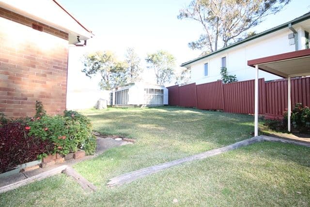 1 Devon Place, Busby - Thumbnail 4