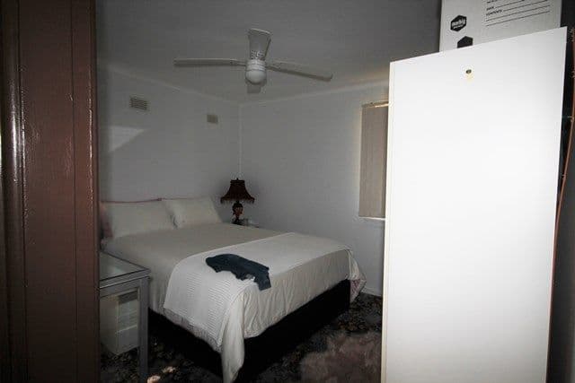 1 Devon Place, Busby - Thumbnail 6