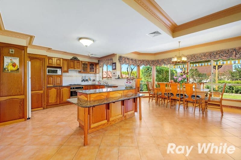 10 Beaumaris Avenue, CASTLE HILL NSW 2154, Castle Hill - Thumbnail 3