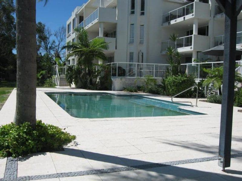 52 Back Street, BIGGERA WATERS QLD 4216, Biggera Waters - Thumbnail 3