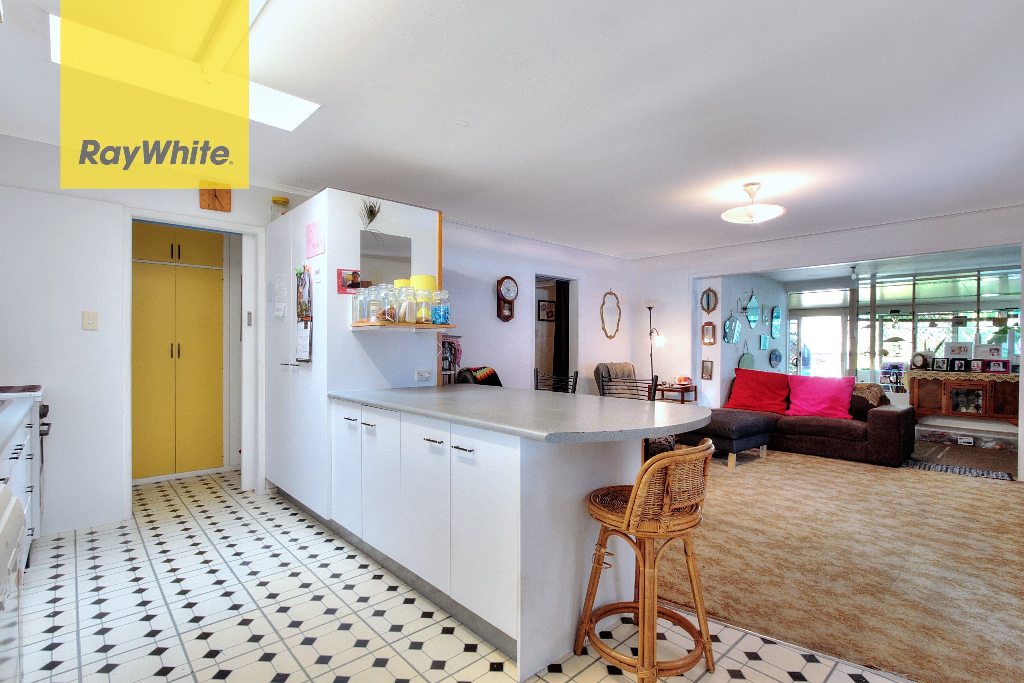 8 Flinders Street, Logan Central QLD 4114, Logan Central - Thumbnail 3