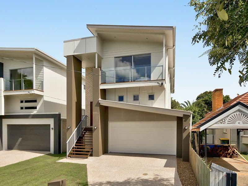 277 Long Street East, GRACEVILLE QLD 4075, Graceville - Thumbnail 2