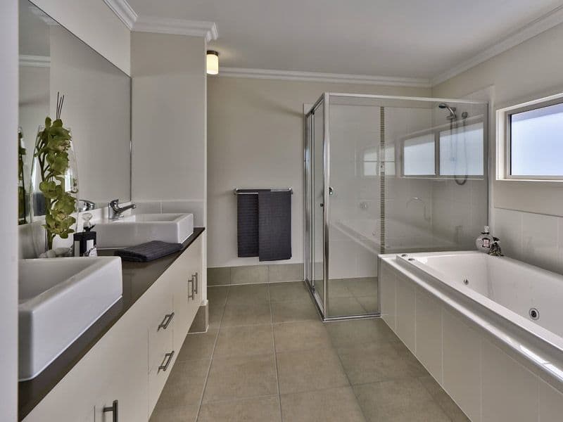 277 Long Street East, GRACEVILLE QLD 4075, Graceville - Thumbnail 6