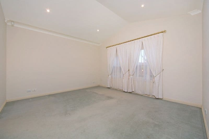 4 Mckinlay Drive, HEWETT SA 5118, Hewett - Thumbnail 2