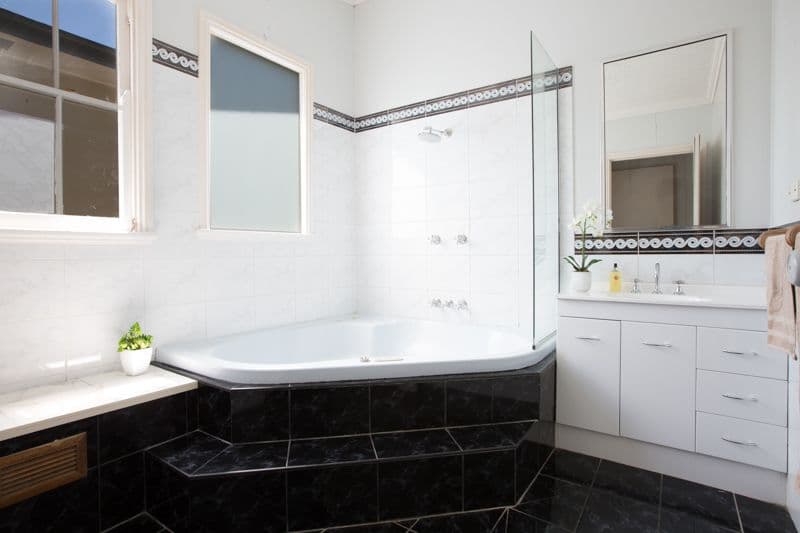 10 Crawford Road, Chelmer QLD 4068, Chelmer - Thumbnail 7