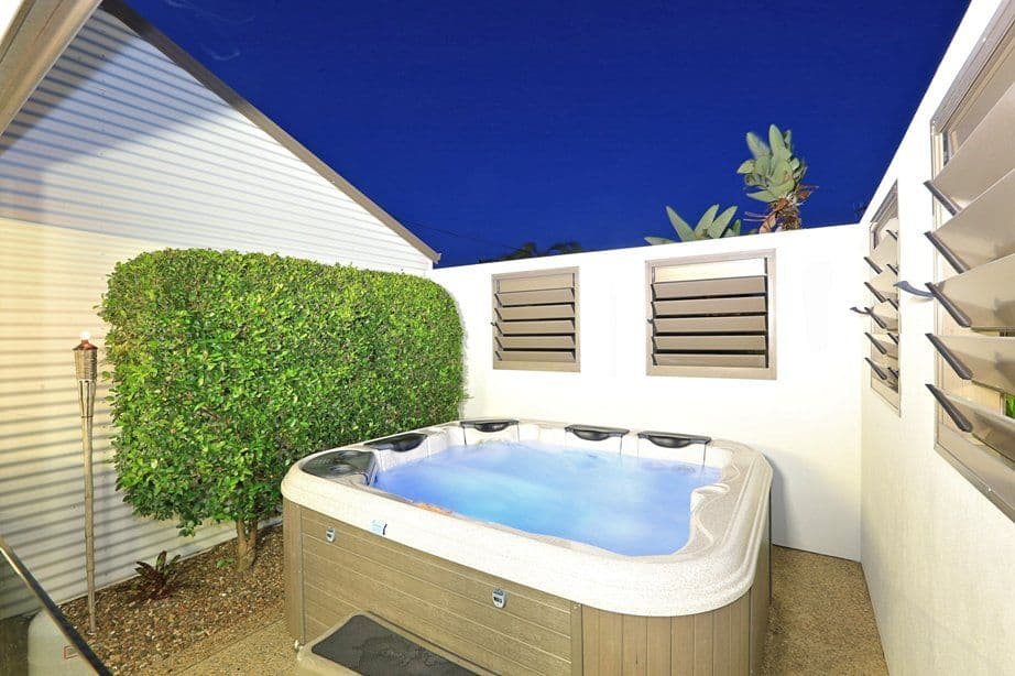 9 Sunseeker Avenue, BARGARA QLD 4670, Bargara - Thumbnail 6