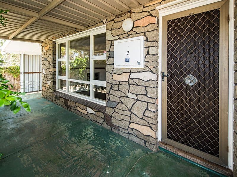 13 Stewartby Crescent, Viveash WA 6056, Viveash - Thumbnail 3