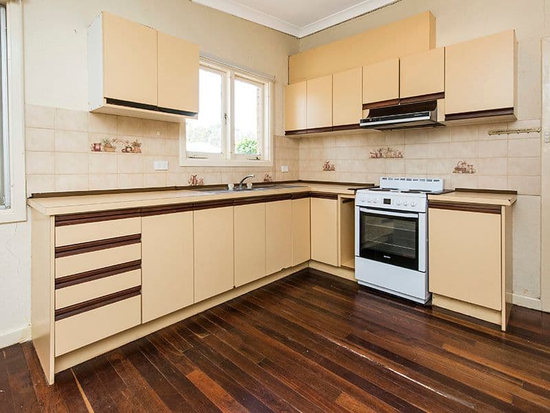13 Stewartby Crescent, Viveash WA 6056, Viveash - Thumbnail 6