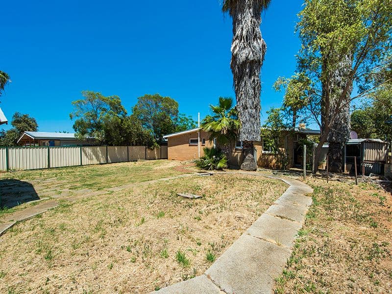 13 Stewartby Crescent, Viveash WA 6056, Viveash - Thumbnail 7