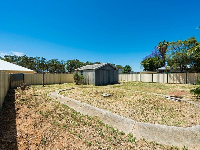 13 Stewartby Crescent, Viveash WA 6056, Viveash - Thumbnail 8