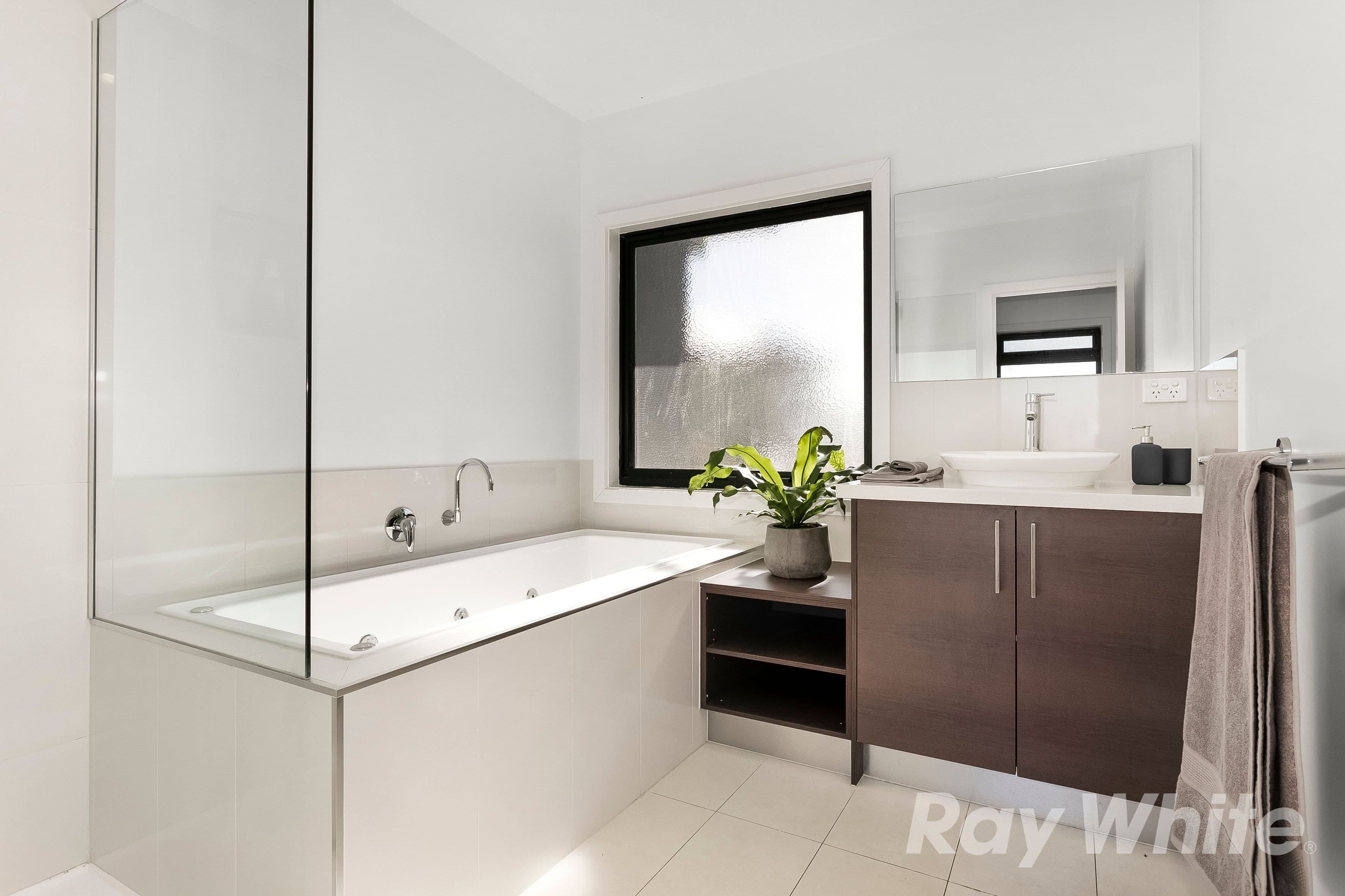 1A Mudgee Court, Chadstone VIC 3148, Chadstone - Thumbnail 7