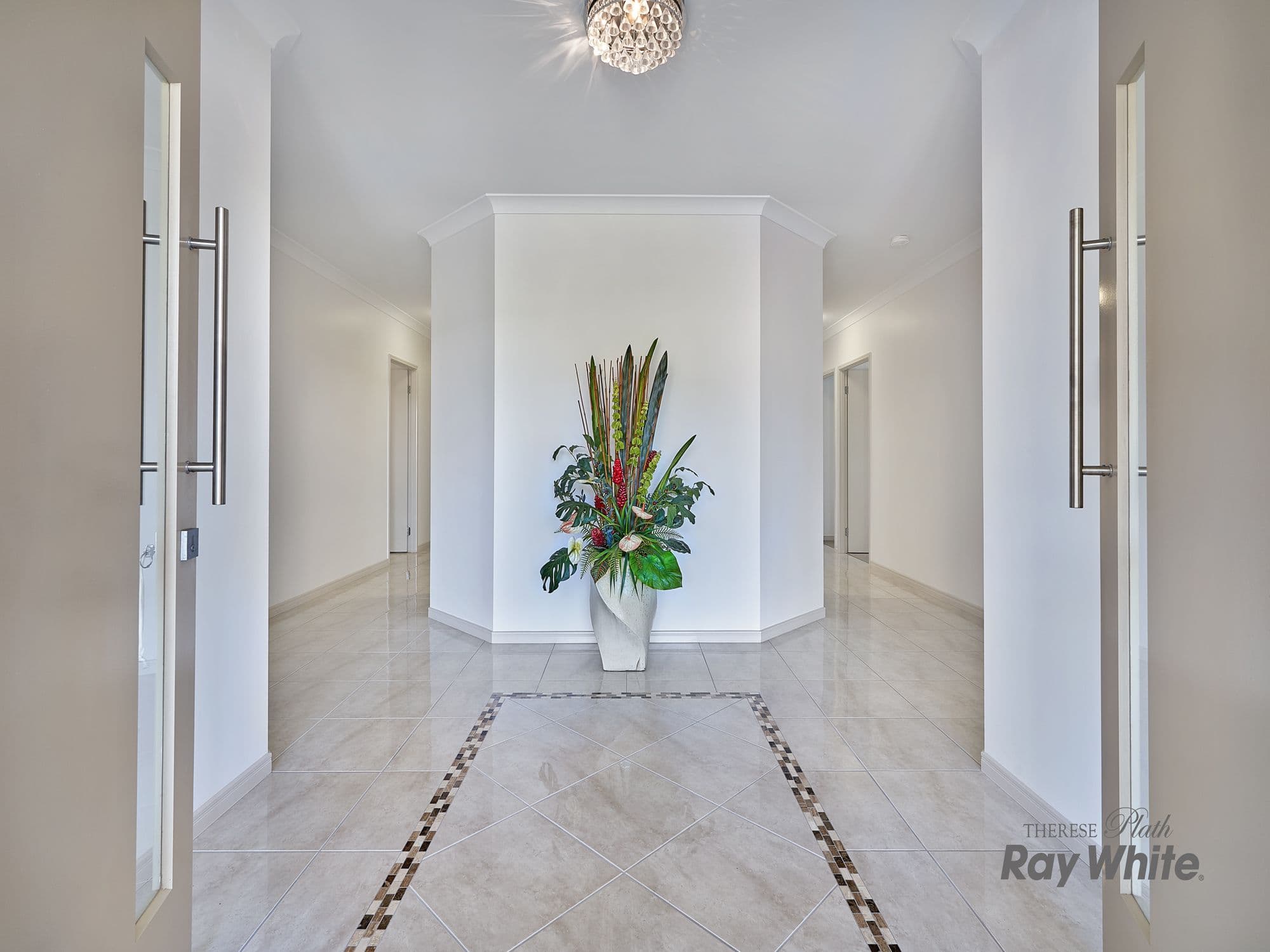 10 Maynard Close, Mount Sheridan QLD 4868, Mount Sheridan - Thumbnail 4