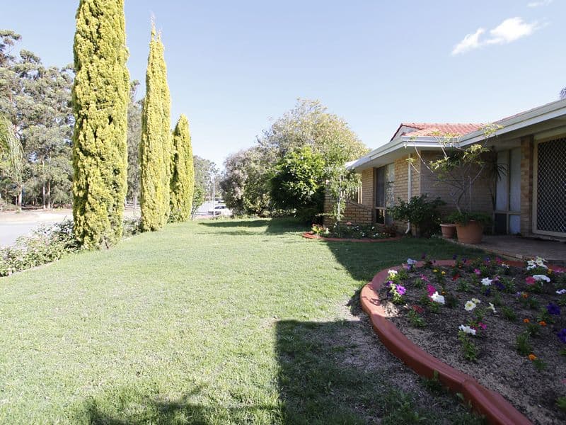 44 Parkview Drive, BALLAJURA WA 6066, Ballajura - Thumbnail 3
