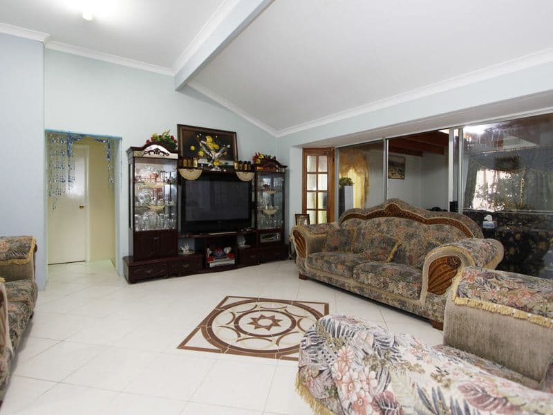 44 Parkview Drive, BALLAJURA WA 6066, Ballajura - Thumbnail 7