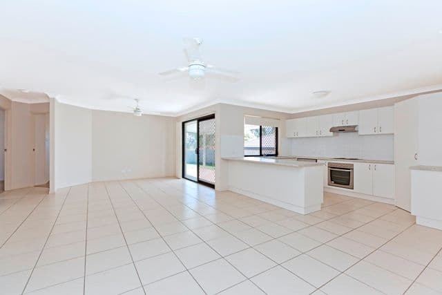 18 Monivae Crct, EAGLEBY QLD 4207, Eagleby - Thumbnail 2