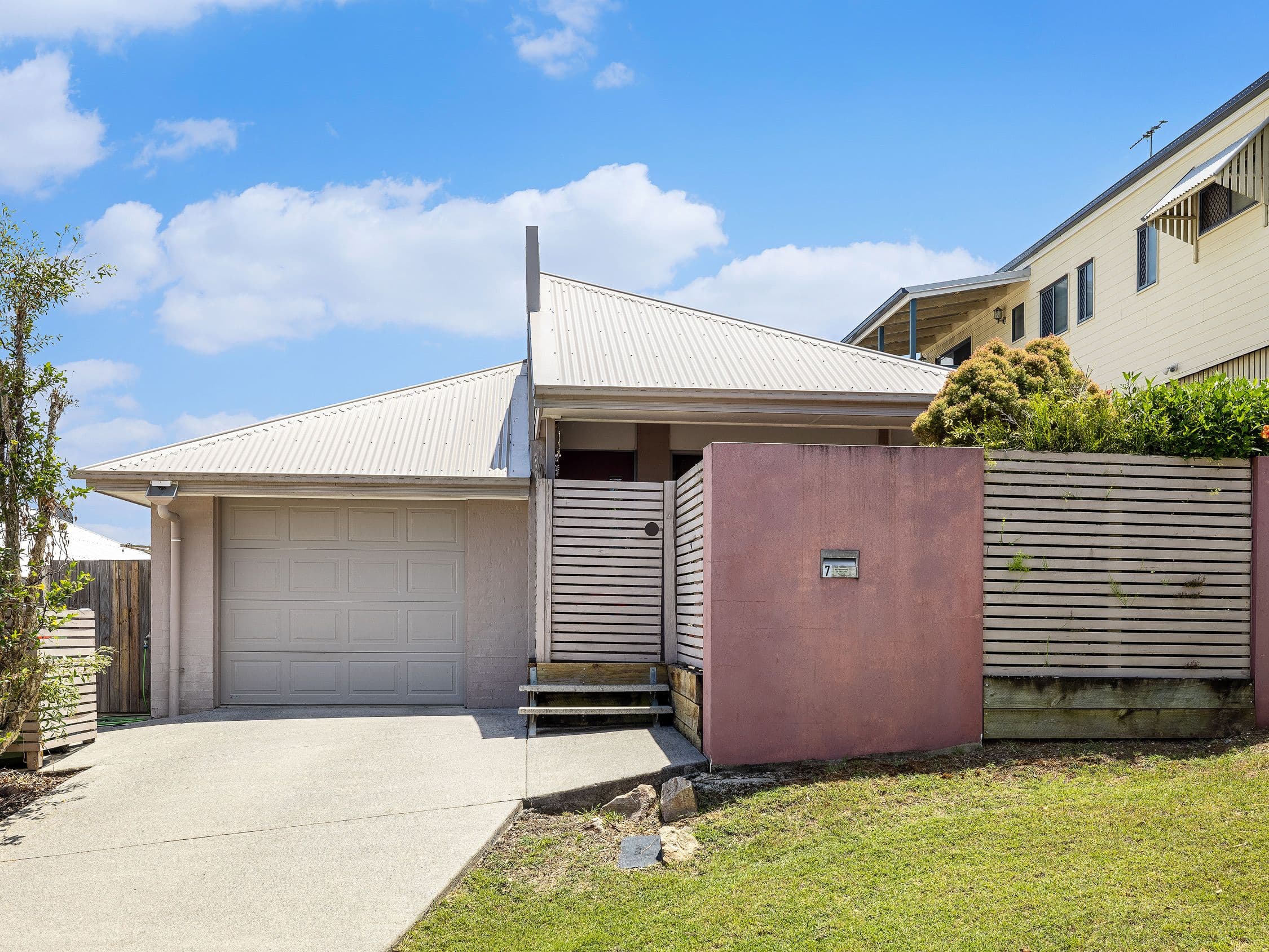7 Mirage Avenue, Springfield Lakes QLD 4300, Springfield Lakes - Thumbnail 2