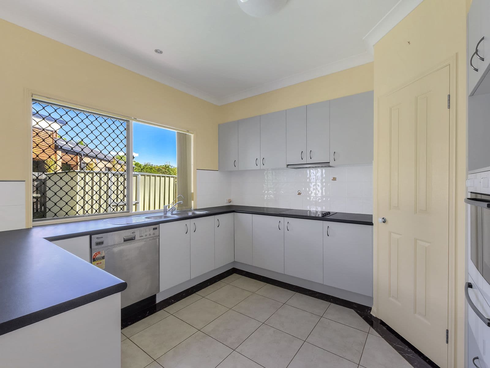 26 Dicaprio Circuit, Bridgeman Downs QLD 4035, Bridgeman Downs - Thumbnail 6